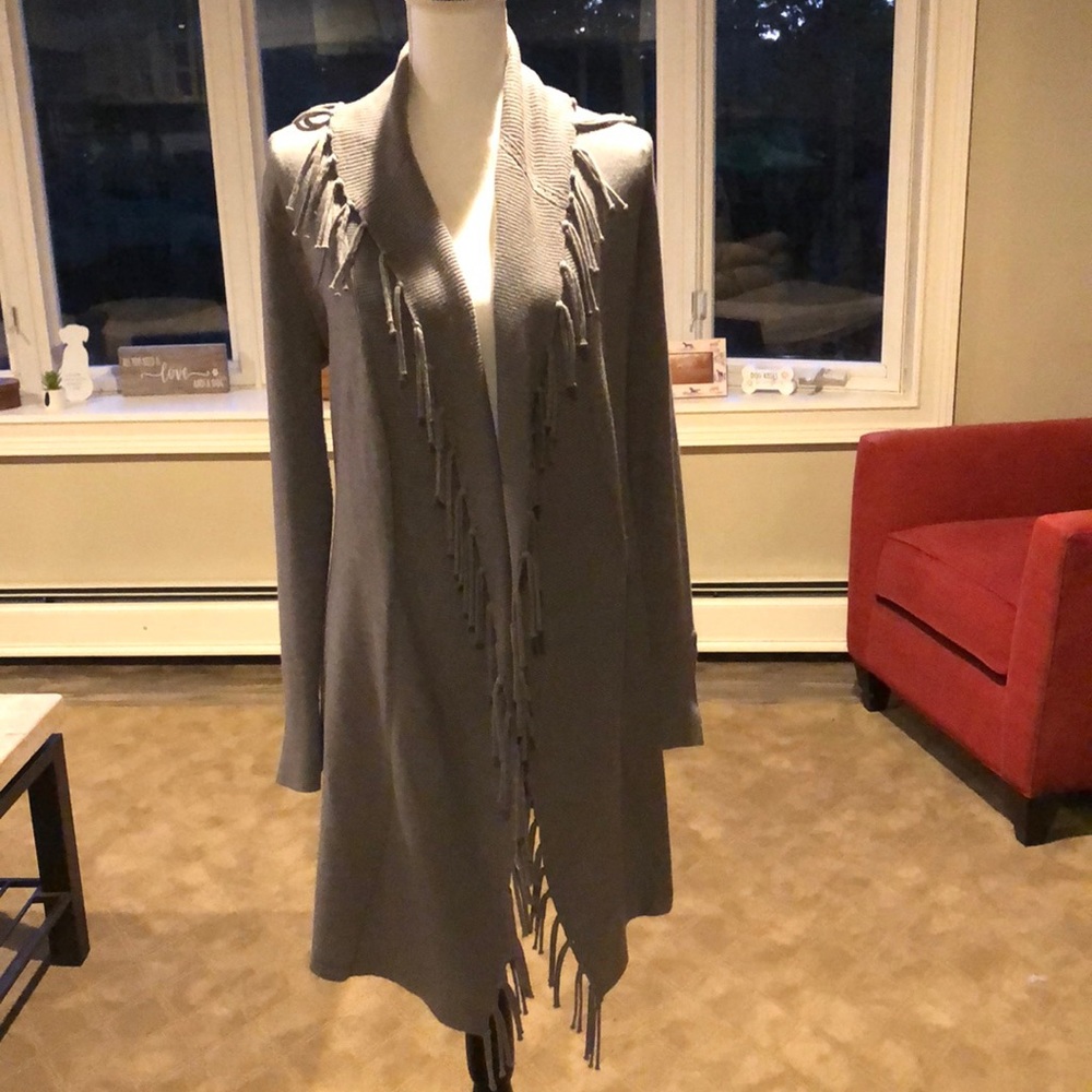 White House Black market gray long fringe sweater Size M GUC